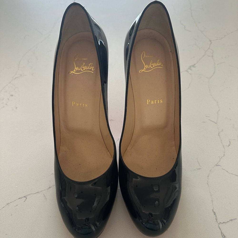 Christian Louboutin Black Patent Leather Heels EU 39.5.